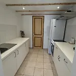 Bas-de-villa Cosy A 200m De La De Fabregas - Terrasse Privative Holiday home La Seyne-sur-Mer