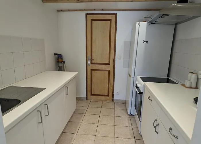 Bas-de-villa Cosy A 200m De La De Fabregas - Terrasse Privative Nyaraló La Seyne-sur-Mer